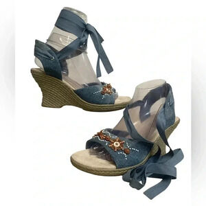 Earth Spirit Gerlon 2000 Monroe Blue Denim Beaded Lace Up Wedge Sandals Size 8.5